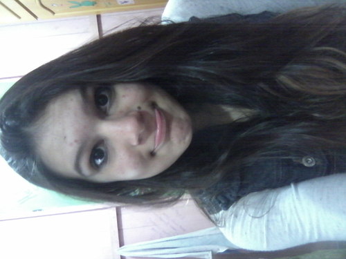 linda da minha vida, te amo demais mais minha morena s2 tirem olho porque ela é so minha u.u _@mimyau