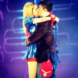 Nuca pensei que o meu amor por SoMic iria ser tão imenso,O motiivo do meu sorriso é vcs Sophia Abrahão e Micael Borges!!!!