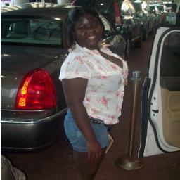 iMMA B0SS BiTCH WH0 HAS HER OWN;;
Loves  &&
I stand alone;;