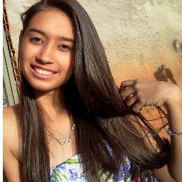chata,irritante,nervosinha,mala,nojenta prazer eu / solteira  / @ketlyn_boeira  @evelynsouzza elas eu ♥