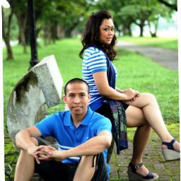 eimajhoney's profile picture. “Other things may change us, but we start and end with family”