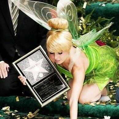 17. Trapped in the human world (as Dawn) where there is no hope but the curse has been broken. I am the true Tink. #Single and Looking. #OUAT ((18+))