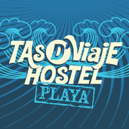 TAS D VIAJE Hostel & Surf Camp / Cuando nos elegís es porque estas buscando ubicación, diversión y buena onda en Punta del Este. BEST LOCATED HOSTEL IN TOWN!