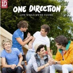 Hi Directioners curtam minha page no face please!!