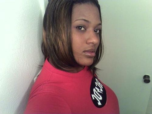 julyedition's profile picture. 