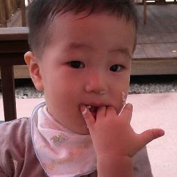 노무현대통령을 존경하는 사람. 참여정부의 공과를 내가슴에 각인하고 시민과 함께, 다시 바닥부터 일어서겠다는 꿈을 간직한 사람.