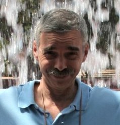 fisico, informatico, professore a contratto, scrittore