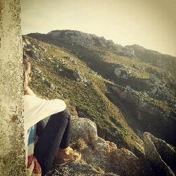 Perfectamente imperfecta, completamente incompleta.