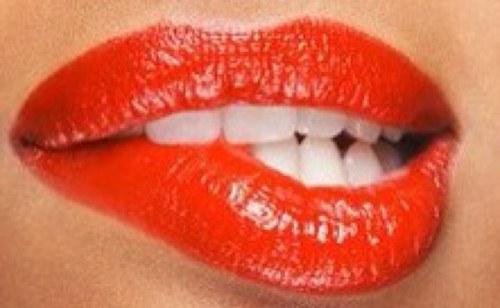 Girls think it, i tweet it!  Men's key to understanding women right here! *I follow back* FOLLOW MY TWITSIS @_SassyPrincess & @Wife_Her_If