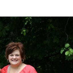 Freelance writer, mother, wife and Jersey girl who loves to read, write and have that first cup o' joe in the morning.