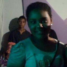 Tomo cuidado pra que os desequilibrados não abalem minha fé pra eu enfrentar com otimismo essa loucura ♫