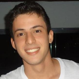 Estudante de Ciência da Computação na instituição federal de Ouro Preto, Graduado em Tecnologia em Redes de Computadores.