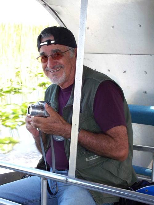 FredoNedi's profile picture. Escritor, velerista, empresario,filosofo,fotógrafo .