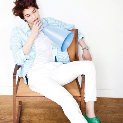 Free RPer . annyeong! CN Blue Burning Idol Lee Jonghyun Imnida! ^^ fan talk me!