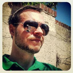 UX, Graphic, Website and Interactive Designer. Currently learning 360 Photography and Videography