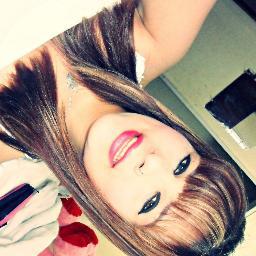 Ela tem o poder , de chegar onde quiser , nunca cansou de correr , e nunca perdeu a fé .
msn : leticia_loiirinhaa@hotmail.com