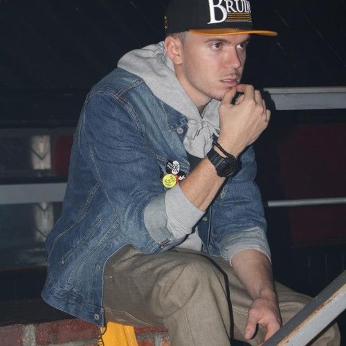 Sex, Drugs, & Loyalty... RIP DMK & KMV.. FOLLOW.
Instagram - rlarkin88
