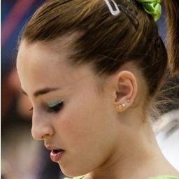 proud of @carlottaferlito she can fly, babe.