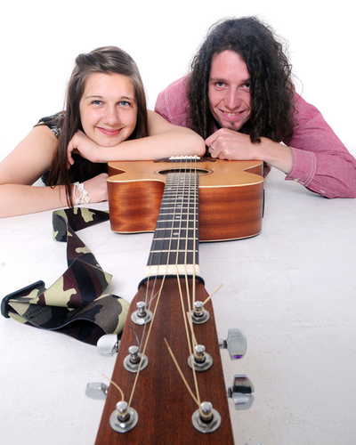 Acoustic duo based in Portsmouth. Original music and covers with a mixture of jazz, soul, pop and folk.