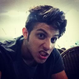 Minha vida,minha história so fez sentido quando te conheci @chayleao
um dia eu ainda vou te conhecer de perto meu BB
não vou deixar meus sonhos pra trás......