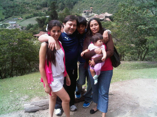 cesarrivas0268's profile picture. 