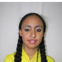 tenho 14 anos
eu sou quieta carinhosa e romântica!
sou carinhosa