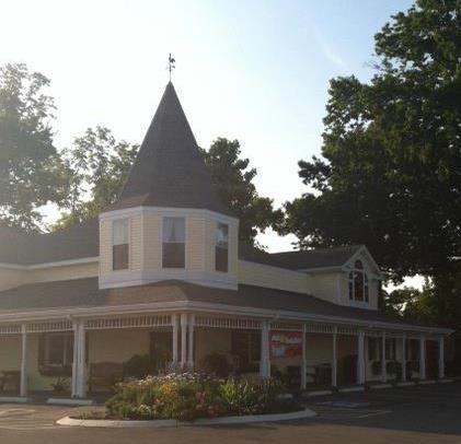 Henpeck Village Market in Franklin, TN.

BREAKFAST IS BACK!
