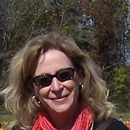 Marketing director. Memphis native. Knoxville transplant. Keeping it real in Tennessee.