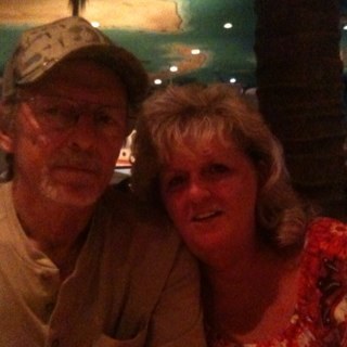 MARRIED THREE CHILDREN 6 GRANDCHILDREN AND a step grandson SWEET LITTLE DOG Sassy and 1 great grandaughter and 5cats
