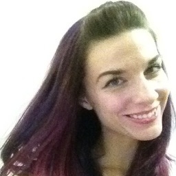 LaurenPet's profile picture. Lover of all things tasty, sweets connoisseur extraordinaire.