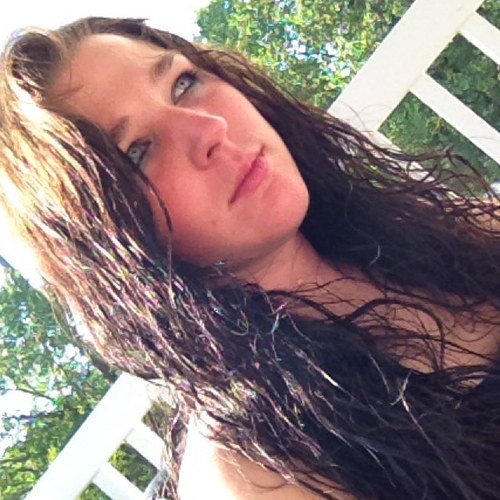 BumbleBree92's profile picture. Sometimes its scary to fall in love, scary to give your heart to someone, but it can be even scarier to let the walls down and let them love you...