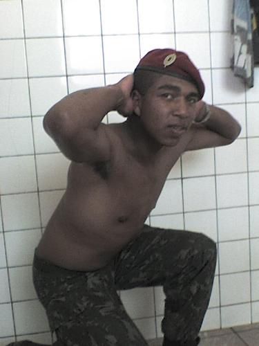 Ex-Militar da Brigada Para-Quedista, Uns Dos Patas Branca (Pelotão de Frente) Do Estado do Rj e do Exercito Brasileiro. Velame