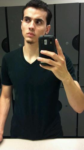 VicEsparza17's profile picture. I'm 25. I live in Indianapolis, but I'm originally from LA.