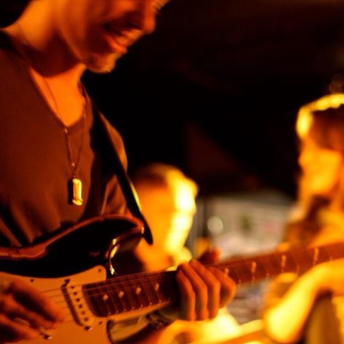 thejulianhb's profile picture. guitarist.songwriter.producer.educator