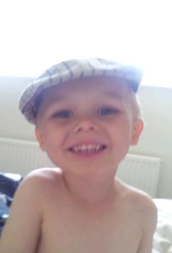 Ema0702's profile picture. 