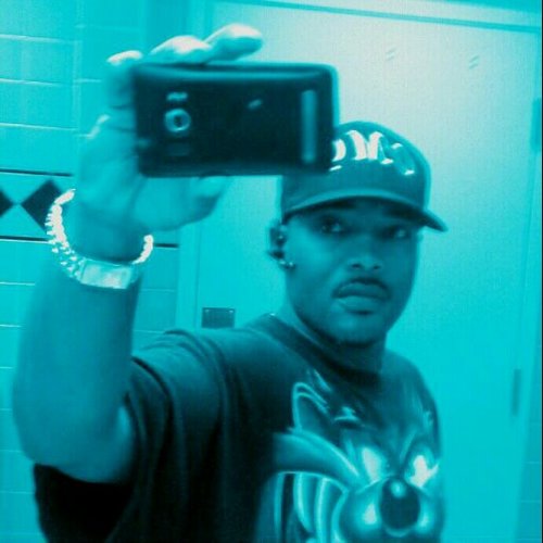 Songwriter, Producer, Artist! You want the truth...Just Ask Me! Stay polished & ALWAYS Keep It Focus, Make 'Em Notice! OMG