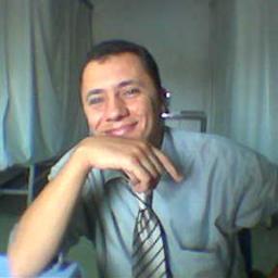 ukhedr's profile picture. get space... keep distance