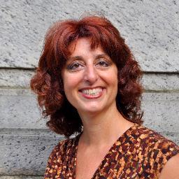 Author,Hairstylist/Cosmetologist,Mom of three,Love to dwell in the land of Books& Film adaptations!