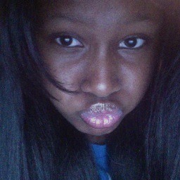 If U Don't Follow Me Back Then U Will Get UnFollow By DES .... :)  , SO Click That Follow Button , U KNW LOL