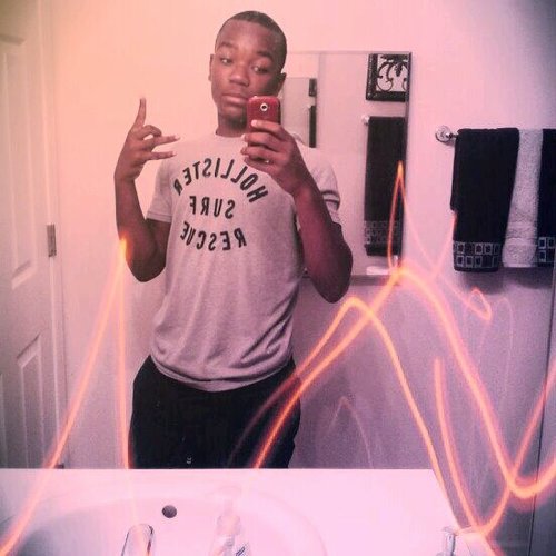 FOLLOW ME I FOLLOW BACK IM JUS DOIN ME Makin money #taken#followme
