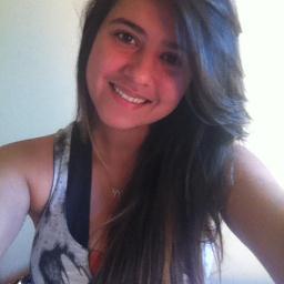 Por mais que eu escreva mil palavras, não haverá nenhuma que vai me definir. | Te amo muito filha. s2 /@mariaclarastipp