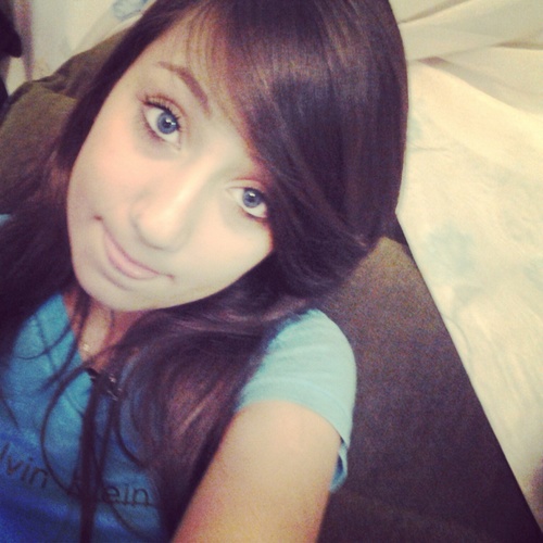 Chata,Gorda,Irônica,Iludida,Boba S.O.L.T.E.I.R.A ;3 ei? Bota fé em mim, que eu te mostro um amor sem fim.