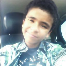 Idade não define maturidade, assim como beleza não define  contéudo (: /     FilhodeDeus c9 , etc e tals ,#Segue to esperando {;