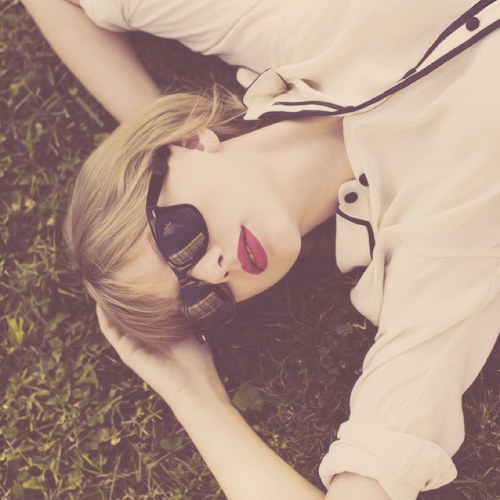 on a Wednesday, in a cafe, I watched it begin again.
