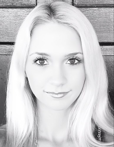 Modelchick22's profile picture. 