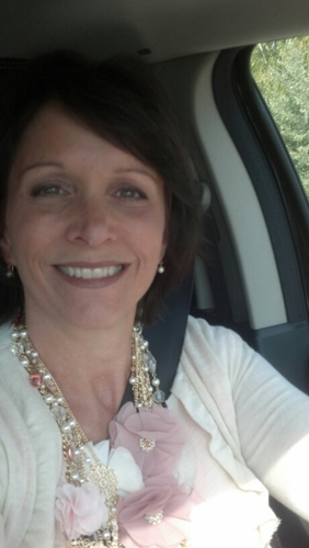 rlee_lloyd's profile picture. Business Management