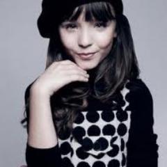 Ouve o que ouver não pare de cantar (Billy Blanco) Atualizado pela @larimanoela