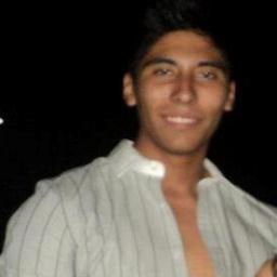 Soy el amor de tu vida disfrazado de un desconocido ,Soy un caballero moderno, fiestero y regio. Rayado de corazon ! Chingando la madre desde 1993.