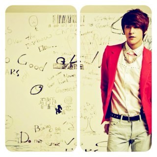 คนหล่อเสเพ รักในการดื่มดริ๊ง กระเป๋าหนักเวลาเมา ไม่โรแมนติก รักคนในบอทยิ่งชีพครับ #แค่ไบโออย่าสนใจเลยครับ