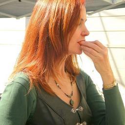 About me:
I am an openminded and educated person. I like to go out clubbing, disco, parties. My interests are jogging, gym, movies, music.
